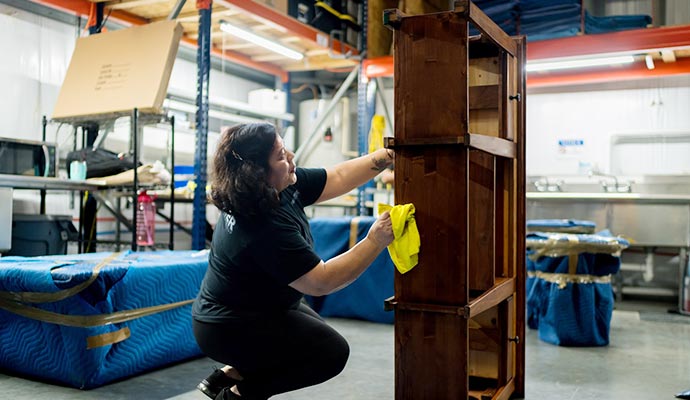 Contents Cleaning & Restoration